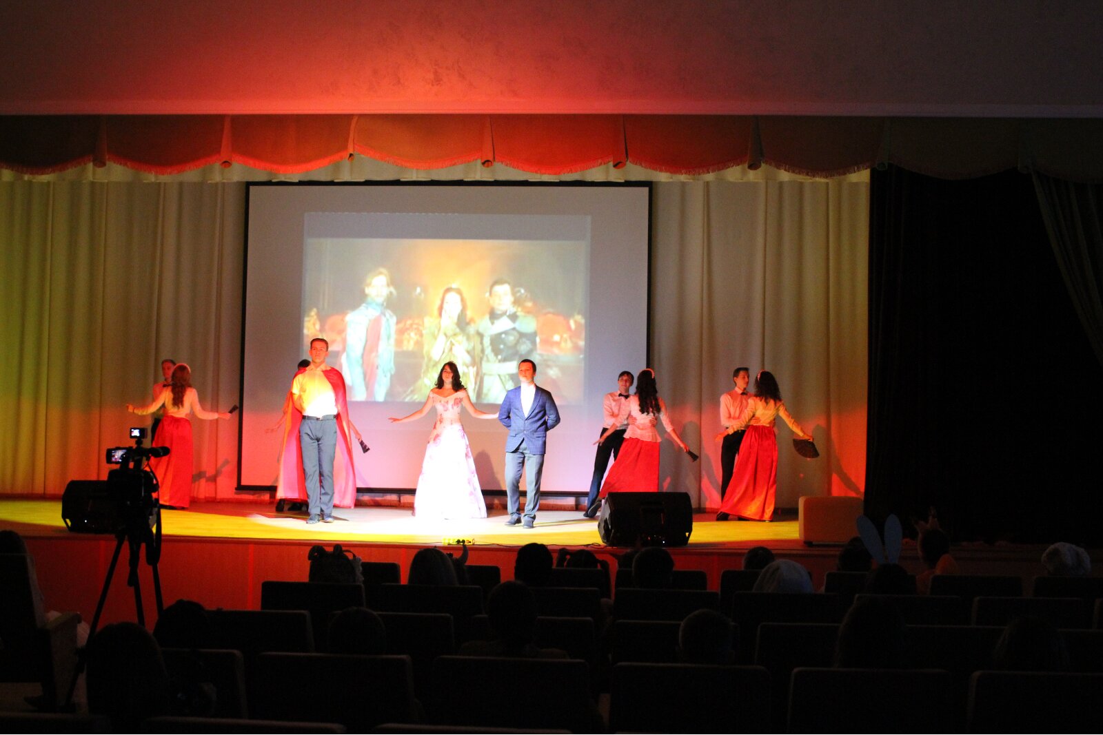 Новогодний кинокарнавал