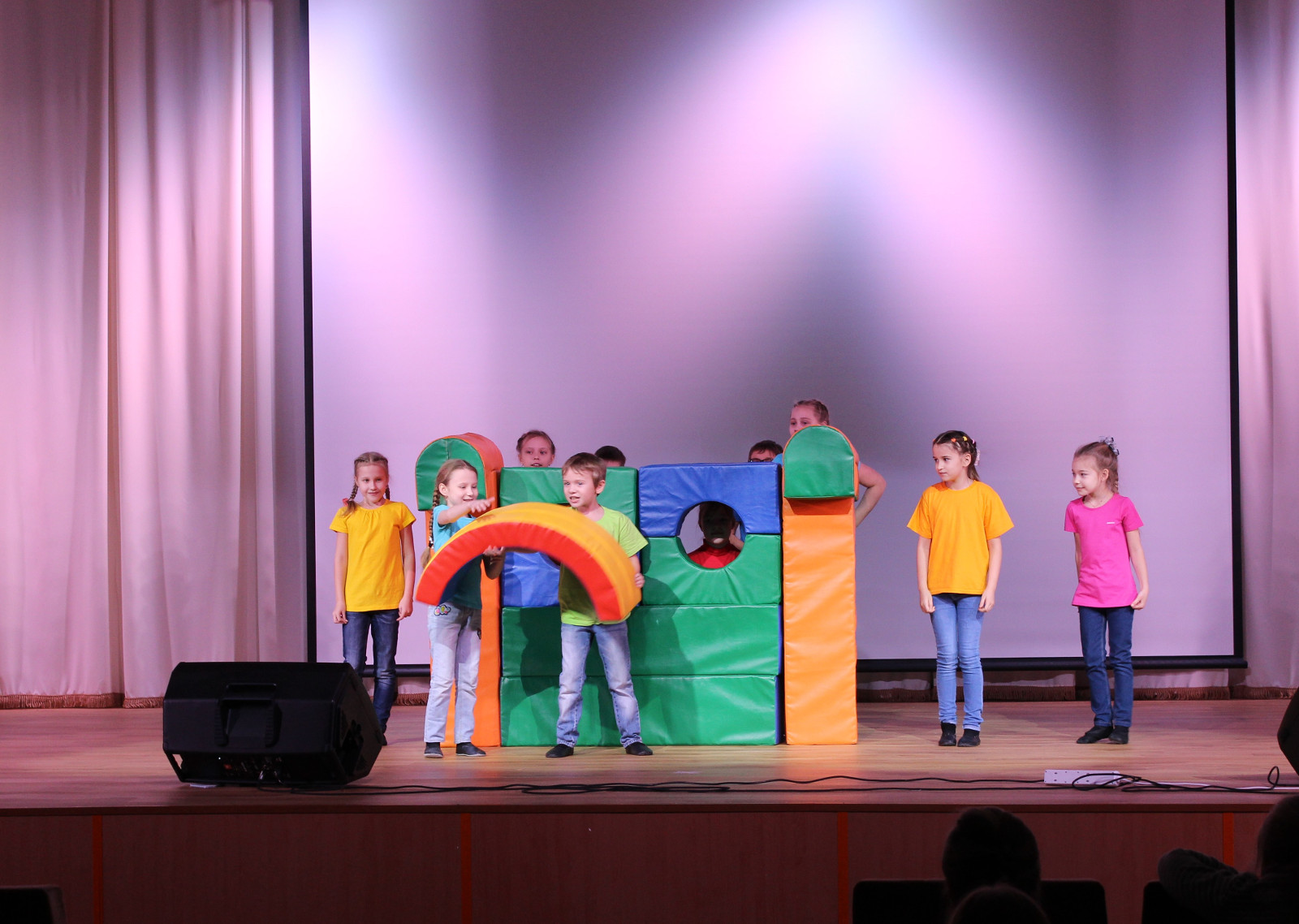 Ребята с нашего двора