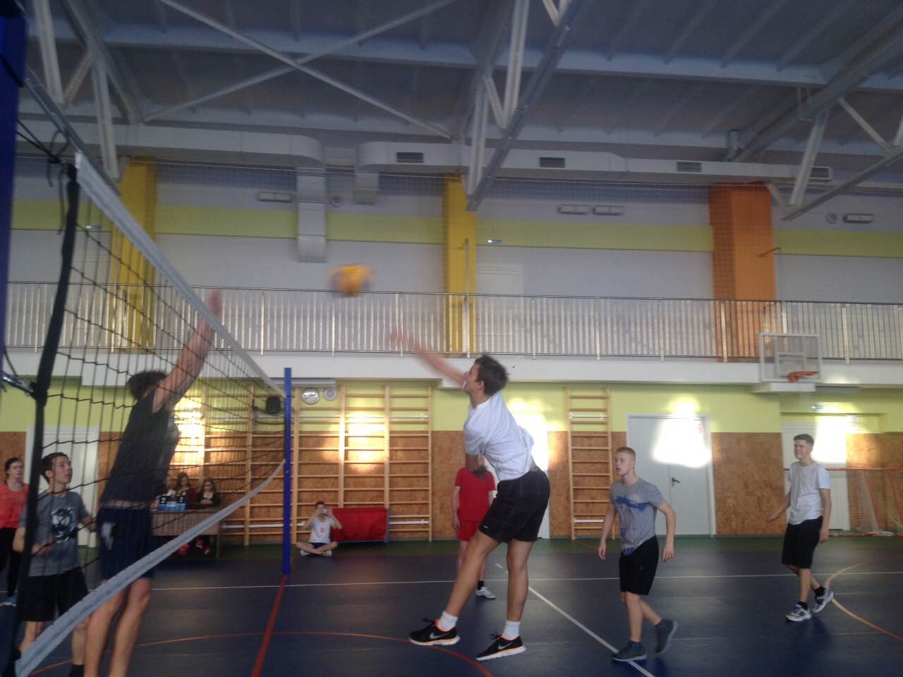 Волейбол, пианербол